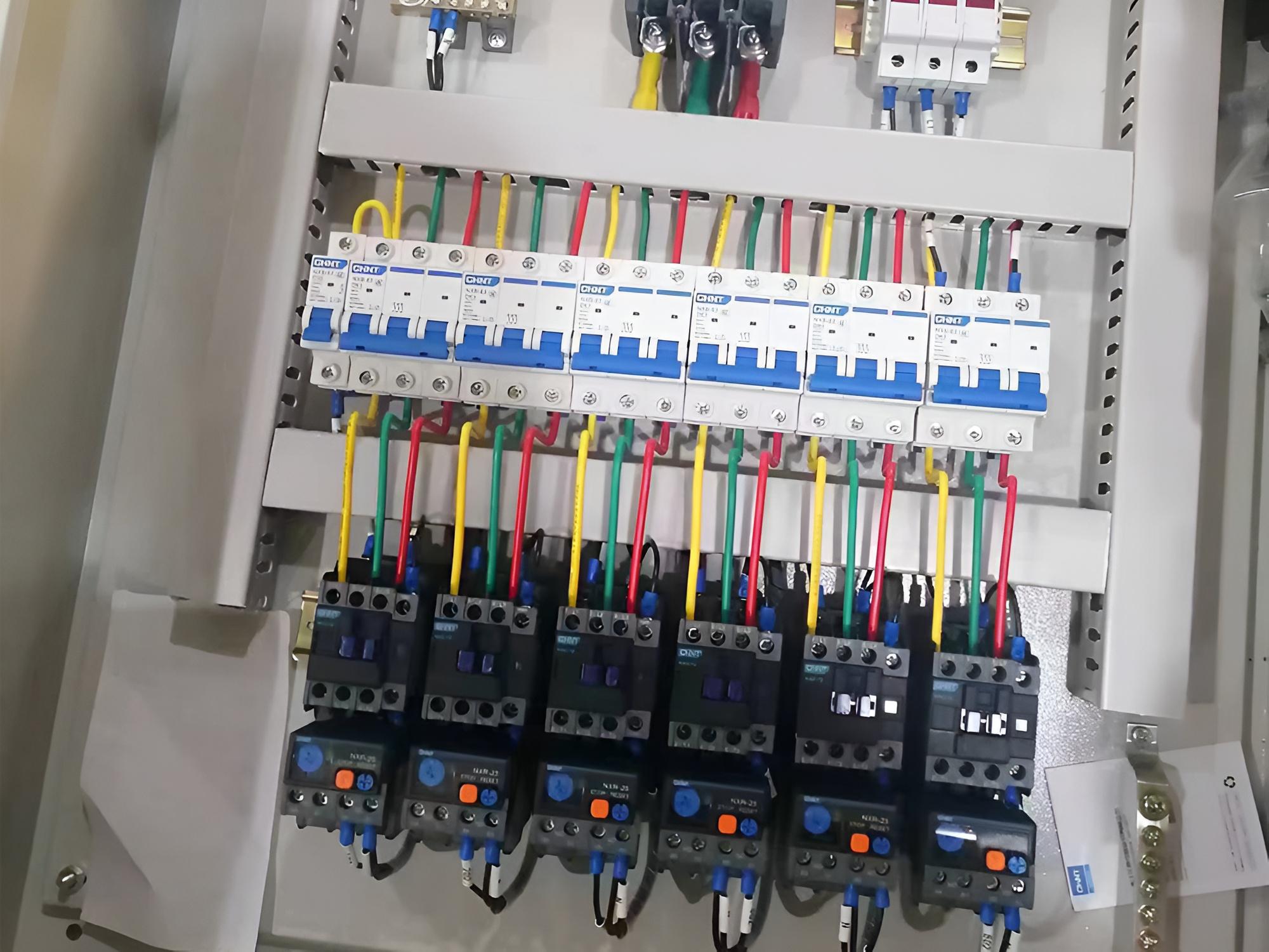 掛壁配電箱-新一能配電柜廠家